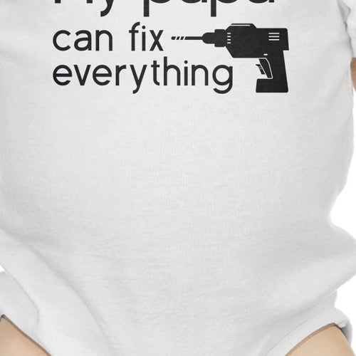 Cache-couche blanc « My Papa Fix » pour bébé – Idée cadeau